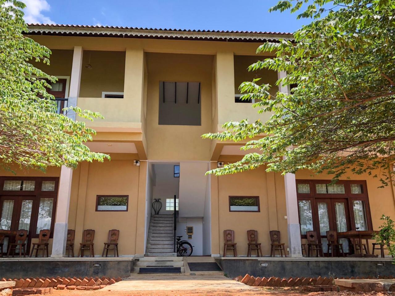 Castle Rock Sigiriya Hotel Kibissa Exterior foto